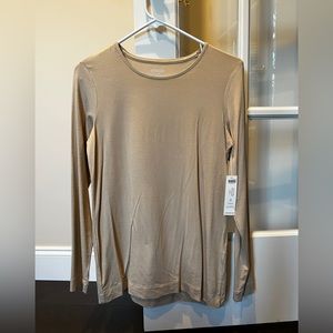 Chico’s cream ultimate long sleeve tee. Size 0 new with tags